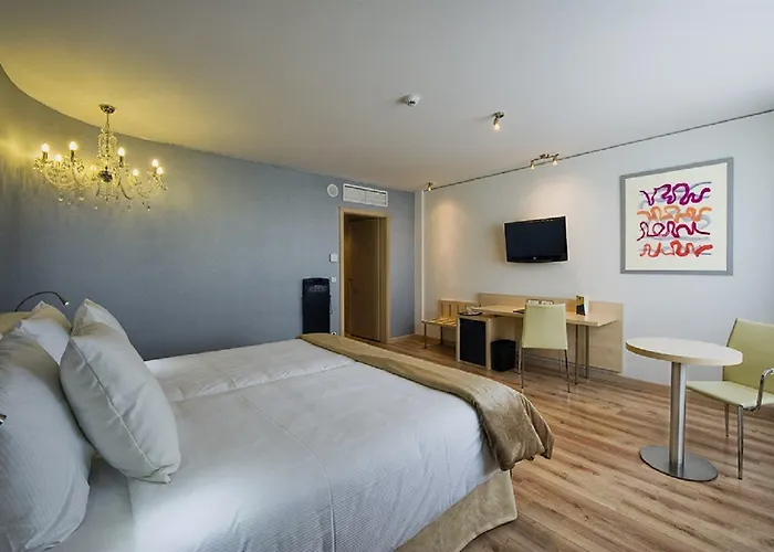 호텔 Scandic Charlottenburg 4*